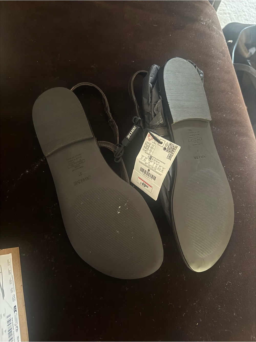 Black Leather Thong Sandals - Unbranded - Picture 2 of 2